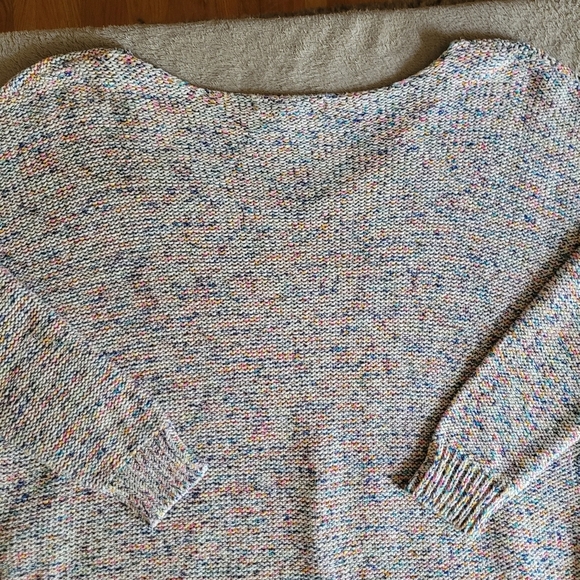 Cupcakes & Cashmere Gardner Multicolored Speckled V-neck sweater size large - Picture 12 of 16